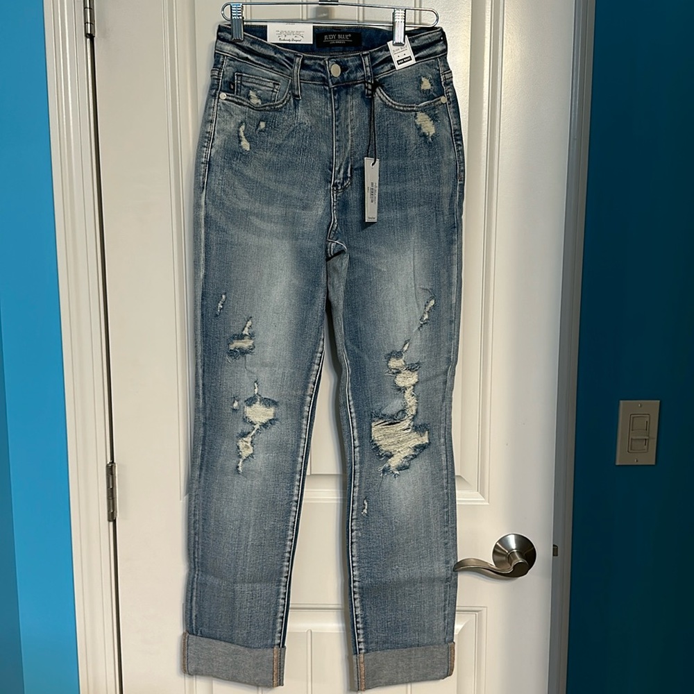 Brand new with tags Judy blue . High waist. Size 1/25. Style JB 88440
